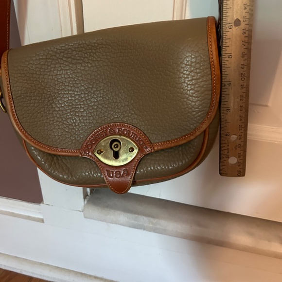 Dooney and Bourke pebbled leather purse - Picture 3 of 8